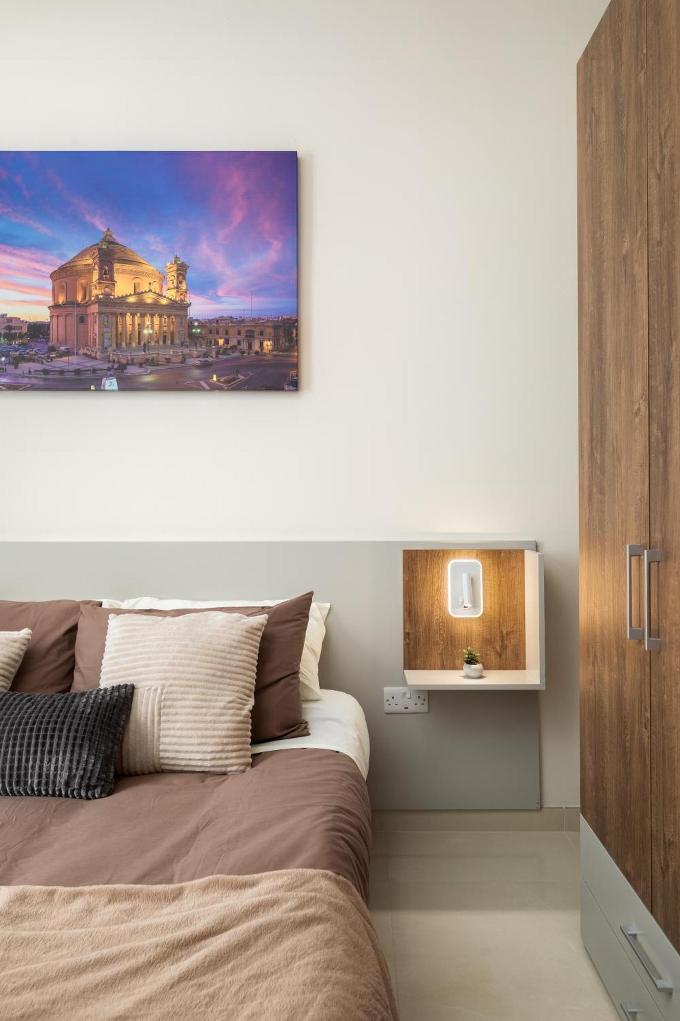 Edka Suites - Modern Sunlit 2Bd Apartments With Balconies - Close To Sliema Promenade, St Julian'S & St Georges Bay Gzira Eksteriør billede