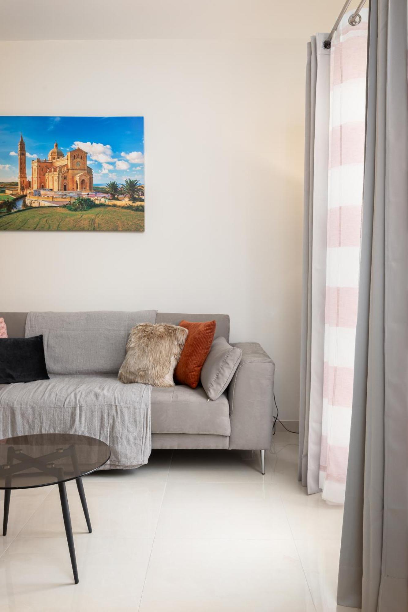 Edka Suites - Modern Sunlit 2Bd Apartments With Balconies - Close To Sliema Promenade, St Julian'S & St Georges Bay Gzira Eksteriør billede